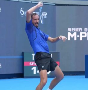 Sam Querrey et Steve Johnson s’accordent sur ce qui a été injuste envers Daniil Medvedev