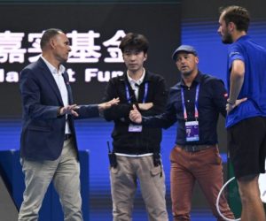 Tennis – ATP – Pékin : Medvedev disqualifié face à Djokovic !