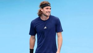 Tsitsipas retrouve la sérénité à Almaty après avoir remanié son équipe d’entraîneurs