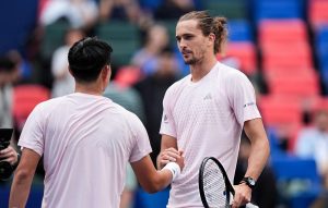 Wu Yibing fustige sans ménagement Alexander Zverev pour son comportement « inutile » à Shanghai