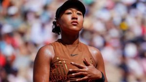 honorer sa maternité tout en pleurant un génie du tennis gâché