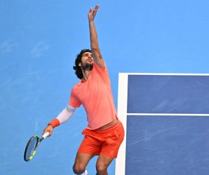 son service inspiré de Djokovic serait-il à l’origine de sa blessure?